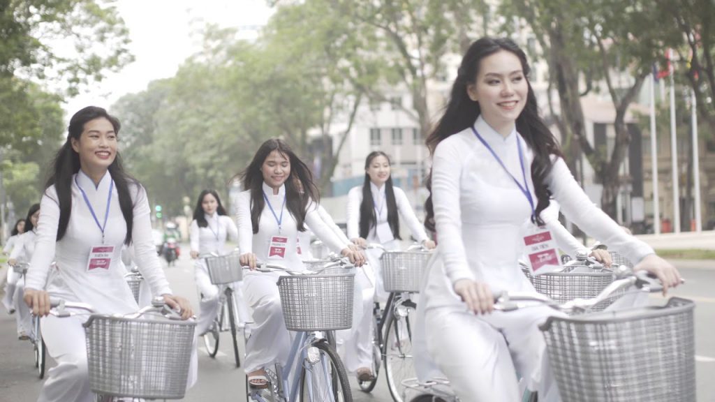 Áo dài đồng phục